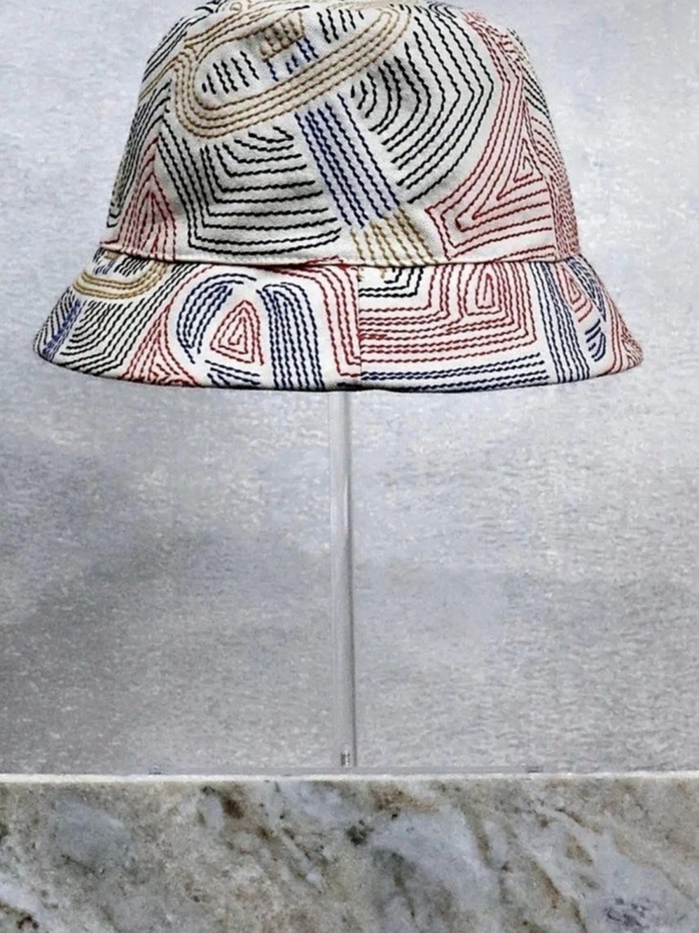 Hermes Geometric Bucket Hat in White & Multicolor